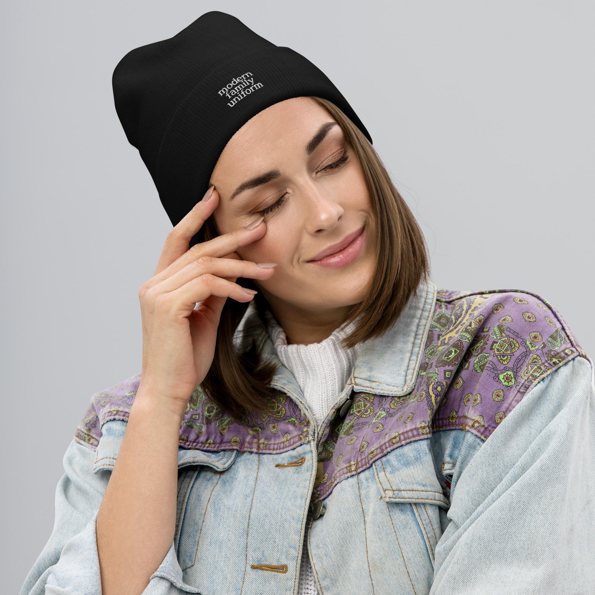 Embroidered Beanie Black